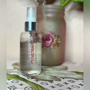 Sebastian Pennetraitt Overnight Repairing Hair Serum